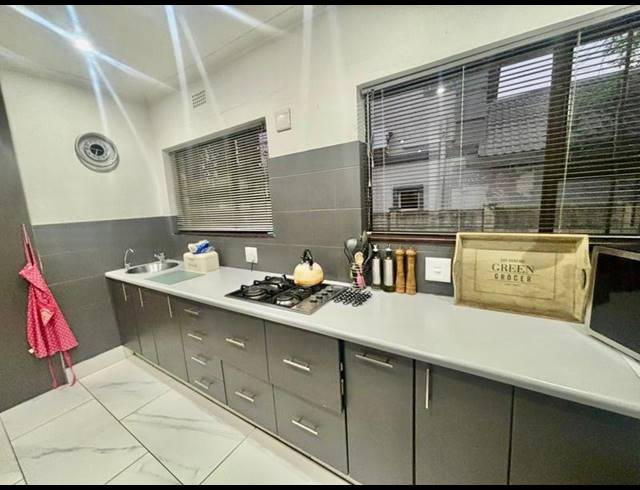 4 BEDROOM HOUSE FOR SALE IN VANDERBIJLPARK SE 3